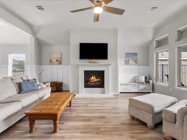 2417 Arbor Edge Xing, La Marque, TX 77568