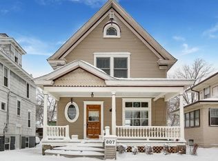 807 Snelling Ave N, Saint Paul, MN 55104
