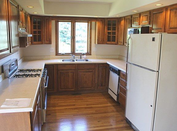 5th image of 1170 Timothy Ln