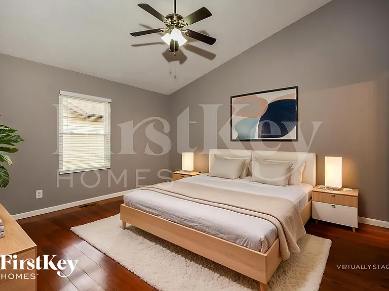 700 Fernwood Ter — Photo 10