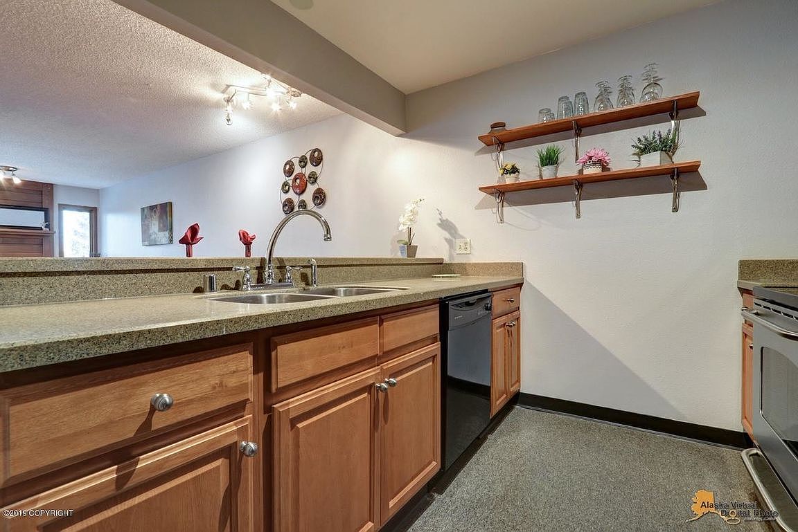 1621 Eastridge Dr APT 302, Anchorage, AK 99501 Zillow