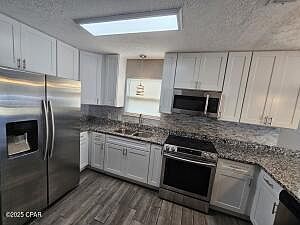 5th image of 3707 Burnham Way