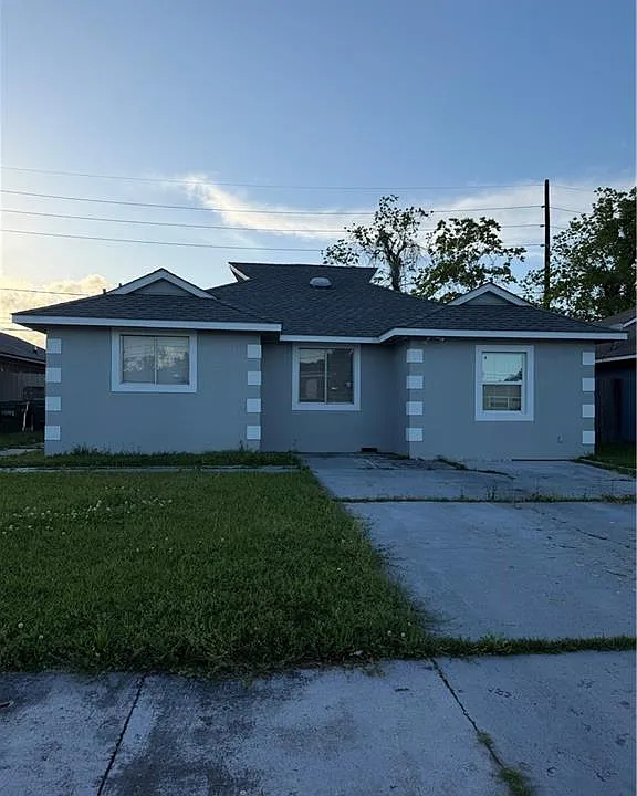 2541 Virginian Colony Ave