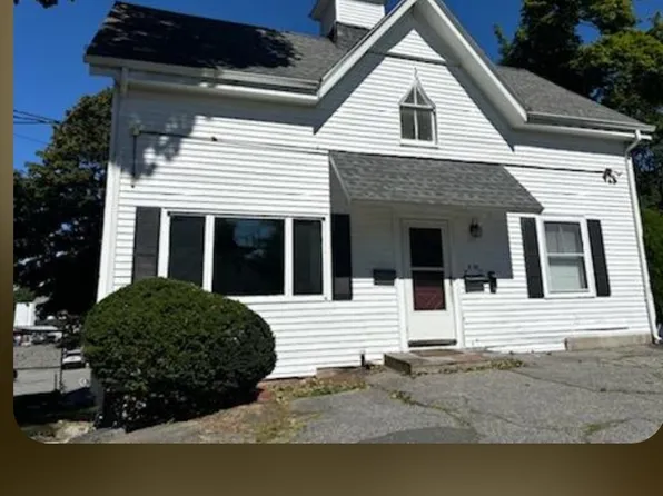 14 Salem St #R, Woburn, MA 01801