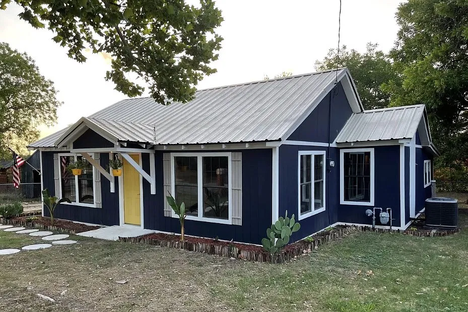 4 bed, 1980 sqft, $1,900 — Photo 3