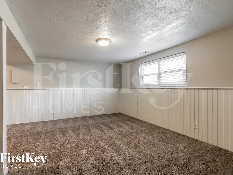 7119 N Shannon Ave — Photo 11