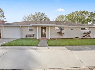2016 Pelitere Dr, Chalmette, LA 70043