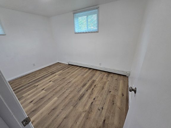 3rd image of 704 E 14th St #6