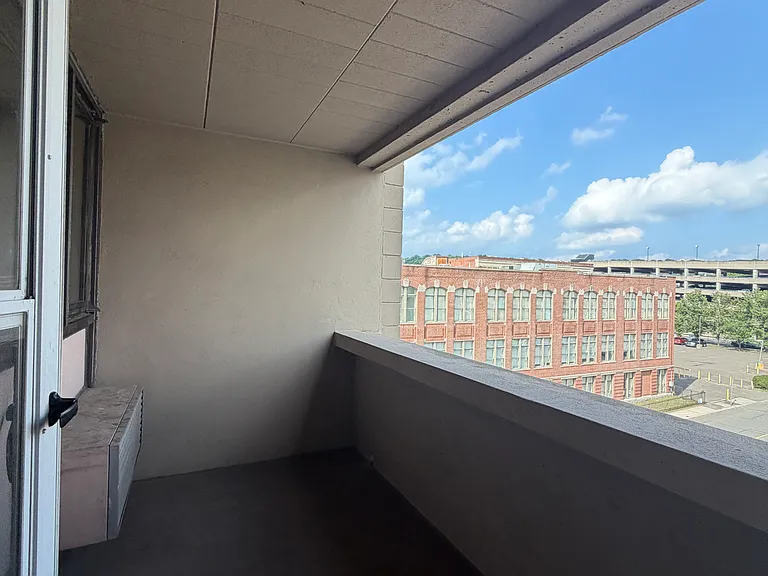 83 Scovill St #5A — Photo 10