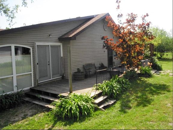 4th image of 8560 Farm Road 1165