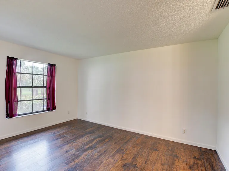 499 Hardwood Pl #H-29 — Photo 14