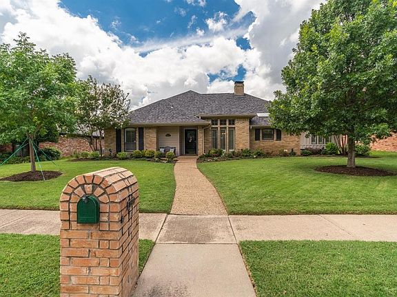 2nd image of 2260 Bunker Hill Cir