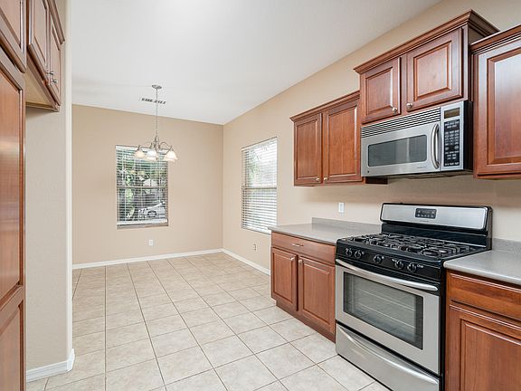 5th image of 18560 W Mission Ln