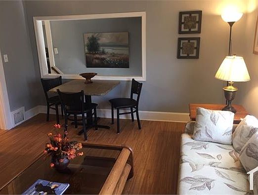 2nd image of 1523 8th Ave Floor 2