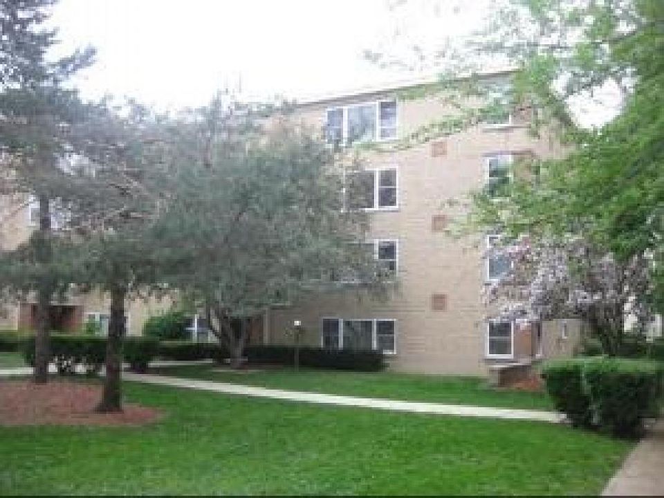 1st image of 6118 N Winchester Ave APT 2J