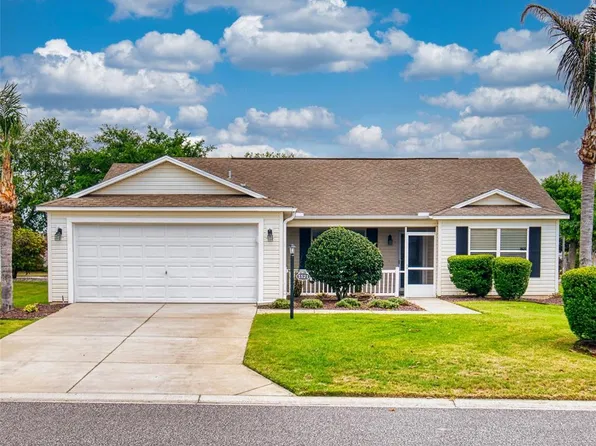 1521 Hollyberry Pl, The Villages, FL 32162