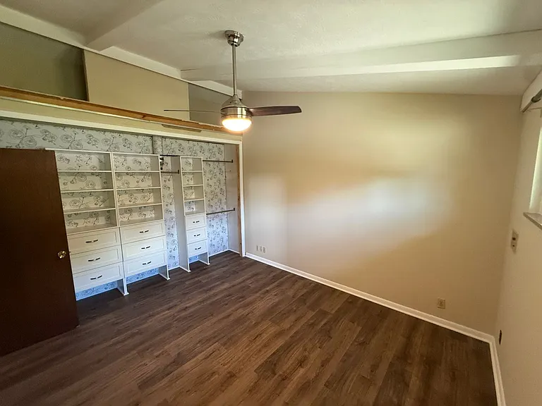 805 Basil Rd — Photo 8