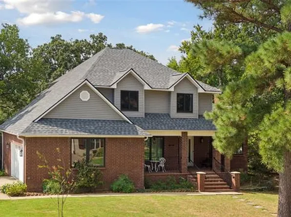 1424 Timber Ln, McAlester, OK 74501
