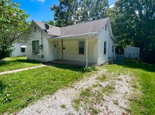 1028 E Blaine St, Springfield, MO 65803