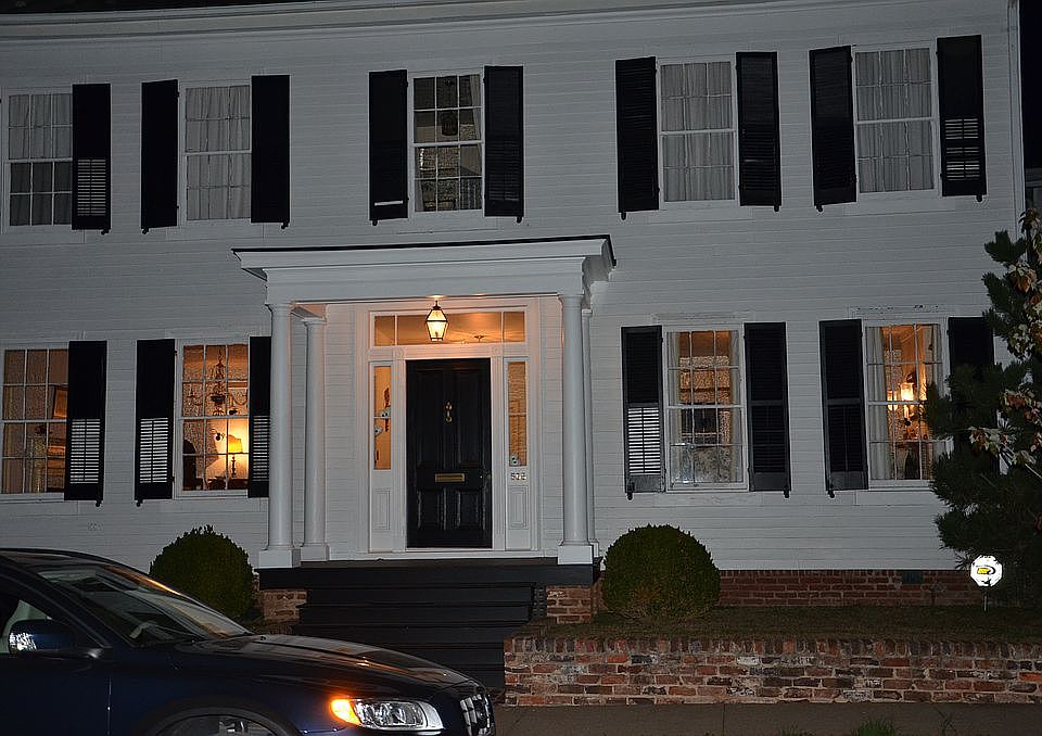 1st image of 505 Hanover St