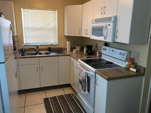 2nd image of 4365 Tarpon Ave APT 8