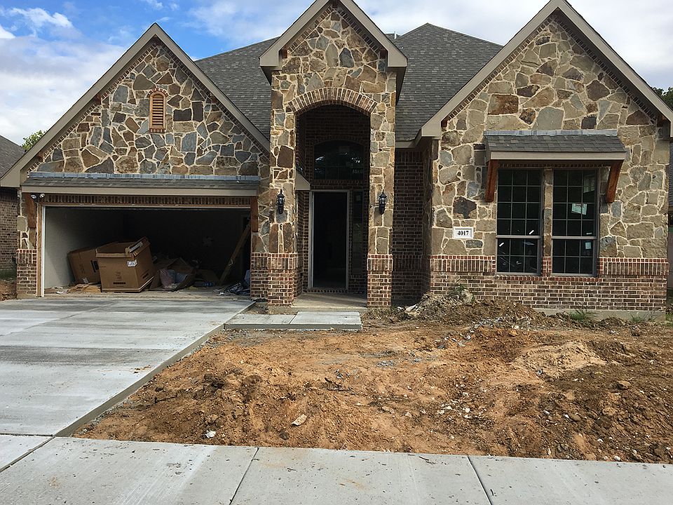 2nd image of 4017 Winston Dr