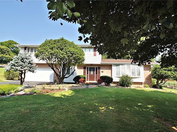 2nd image of 311 North Dr