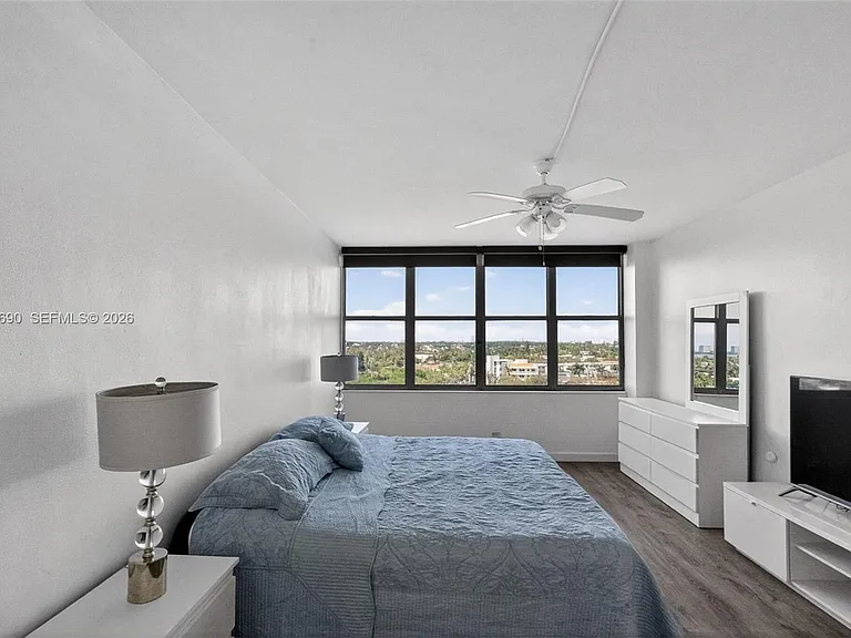 7441 Wayne Ave #8J — Photo 20