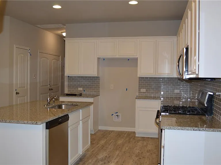 2800 Bridekirk Dr — Photo 9