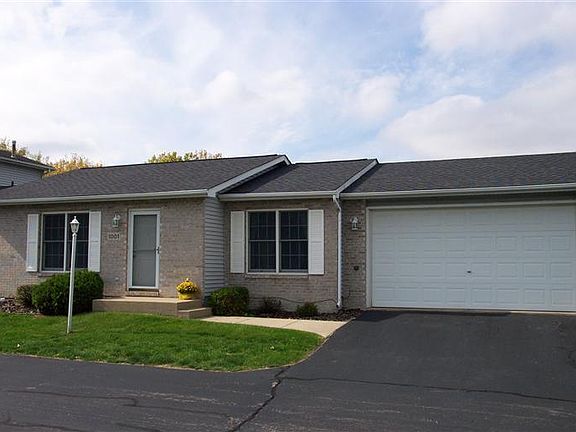 2nd image of 1001 Windsor Ln