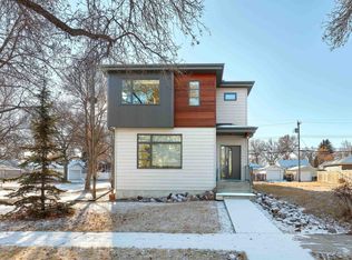 9803 74th Ave NW, Edmonton, AB T6E 1G1