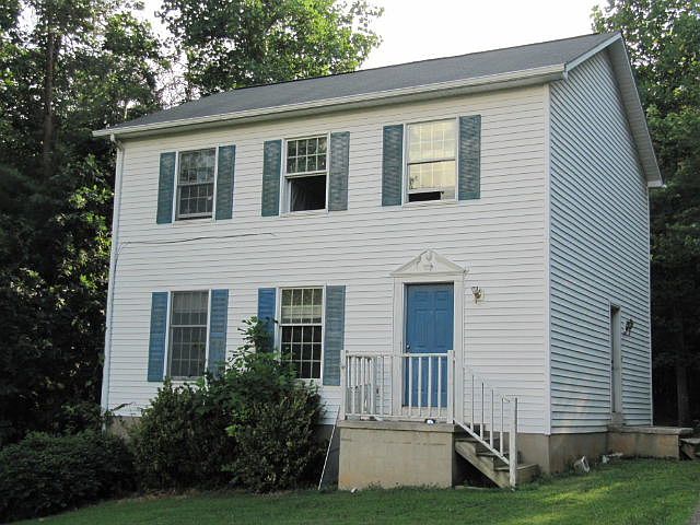 2nd image of 1812 King Richard Rd