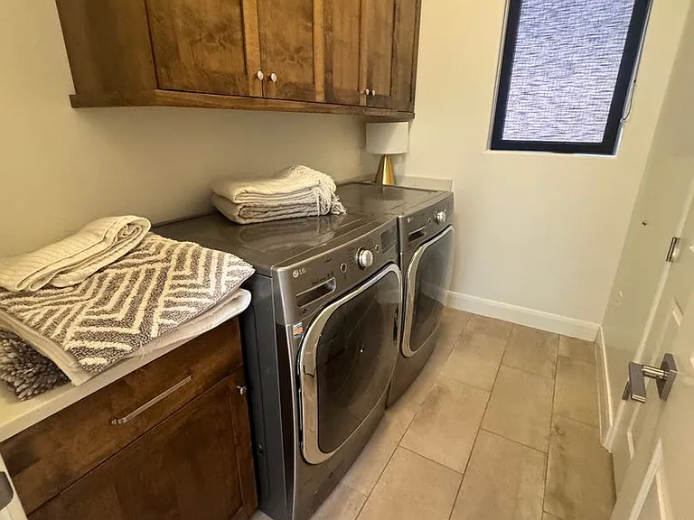 2085 Tuweap Dr #41 — Photo 9