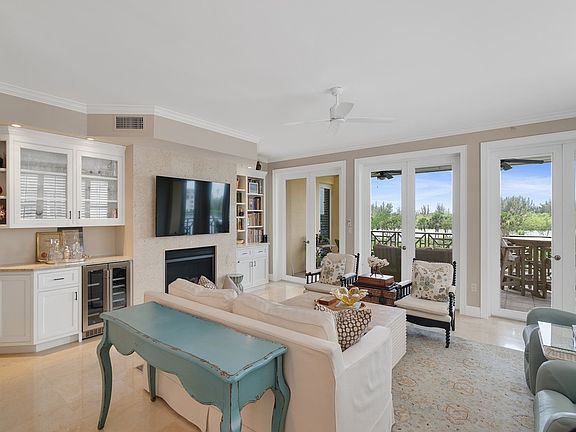 2nd image of 9013 Somerset Bay Ln APT 302