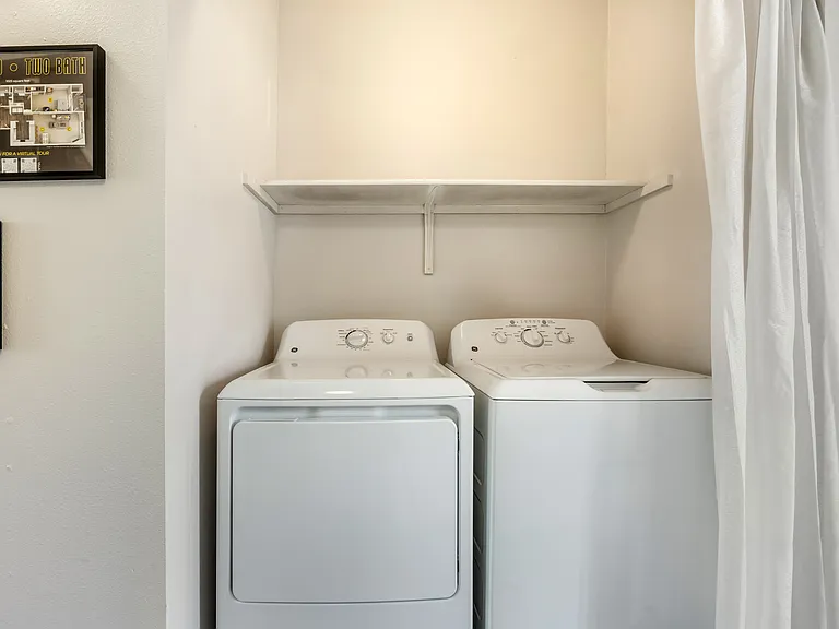 Model Laundry