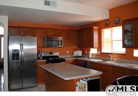 4th image of 3412 Eileen Dr