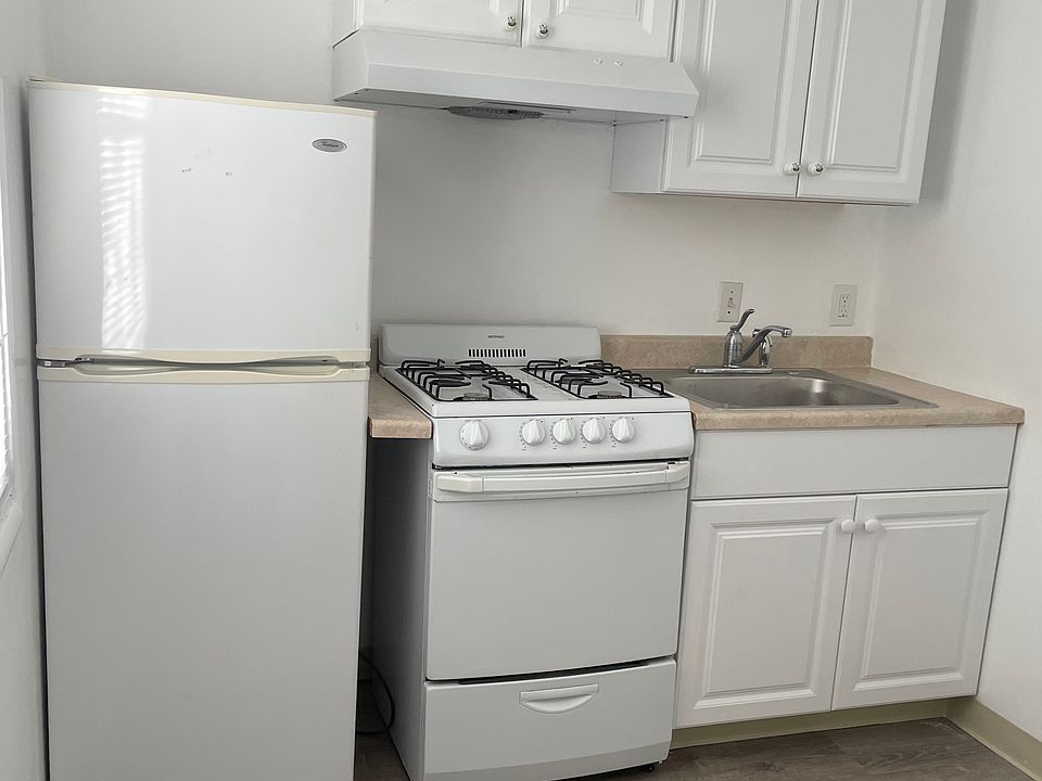 1st image of 624 Fulton St #4
