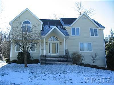 1st image of 2780 Evergreen St