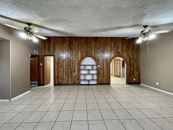 4th image of 11 Del Norte Dr