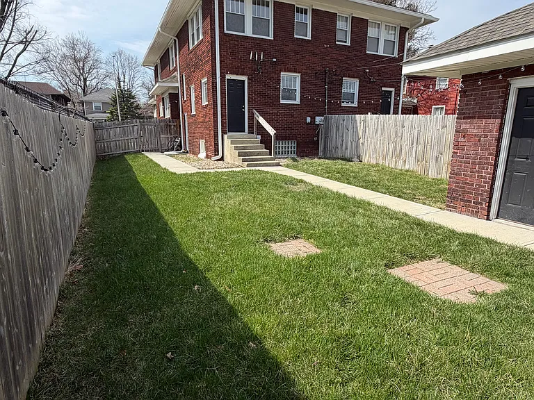 3827 Central Ave — Photo 4