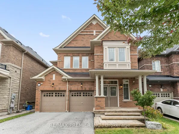 71 Hoey Cres, Oakville, ON L6M 0W4