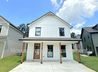 97 Carroll Cir, Carrollton, GA 30117