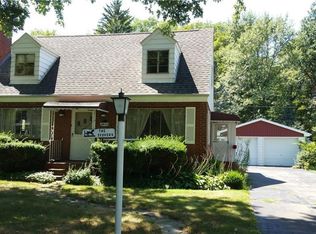 2836 Wellington Rd, Erie, PA 16506