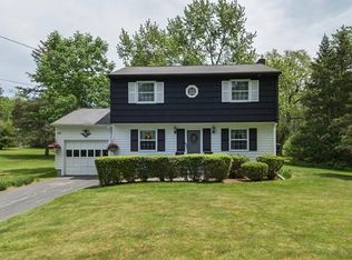 210 River Rd, Andover, MA 01810