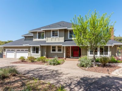 983 Slate Drive, Santa Rosa, CA, 95405