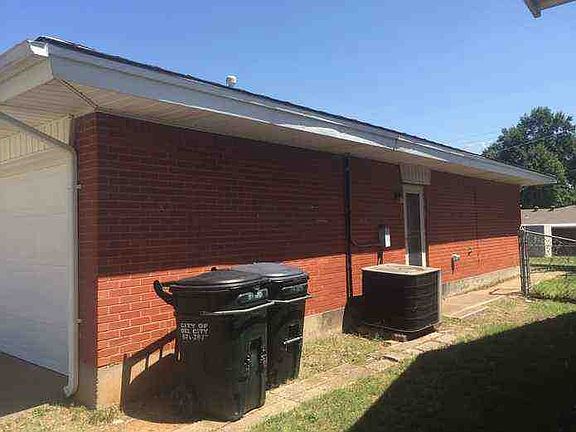 3rd image of 4712 Leslie Dr