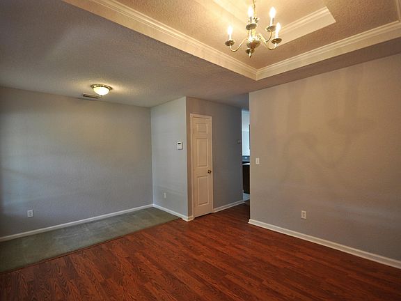 2nd image of 3480 Kingston St