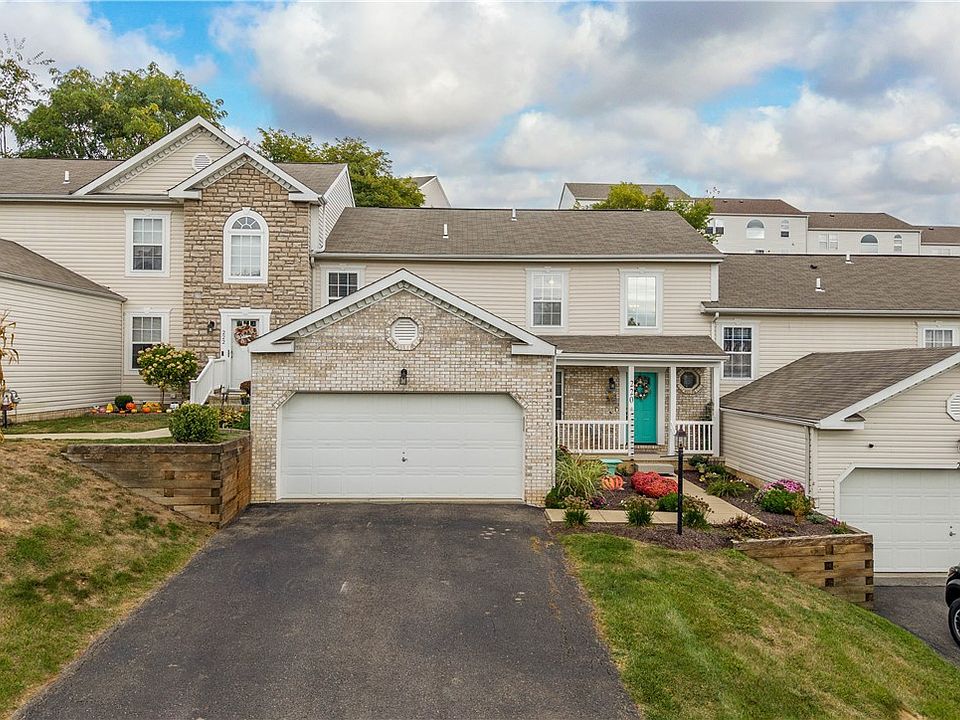 1st image of 220 Brae Glen Dr
