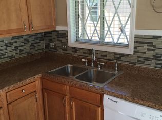 505 S 6th St, Herrin, IL 62948