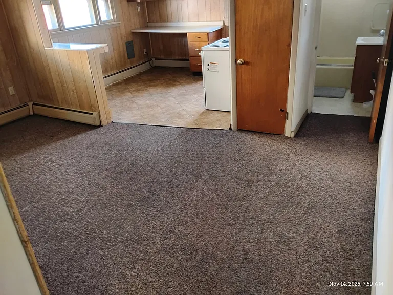 723 Centre St #D — Photo 3